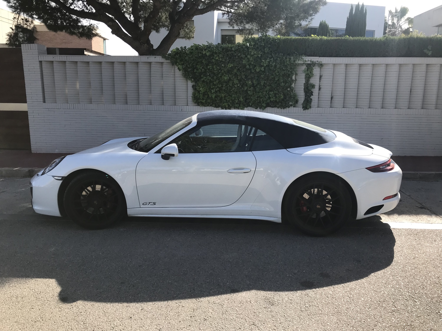 Porsche 911 Carrera 4 GTS side view