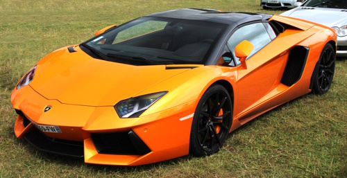 Lamborghini Aventador LP 700-4